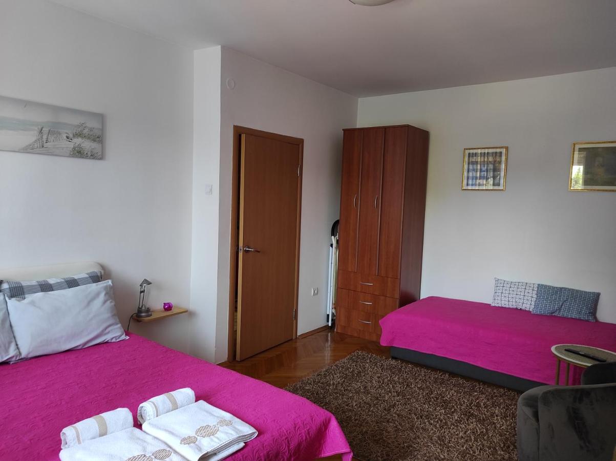 Apartmán Stan U Centru Podgorica Exteriér fotografie