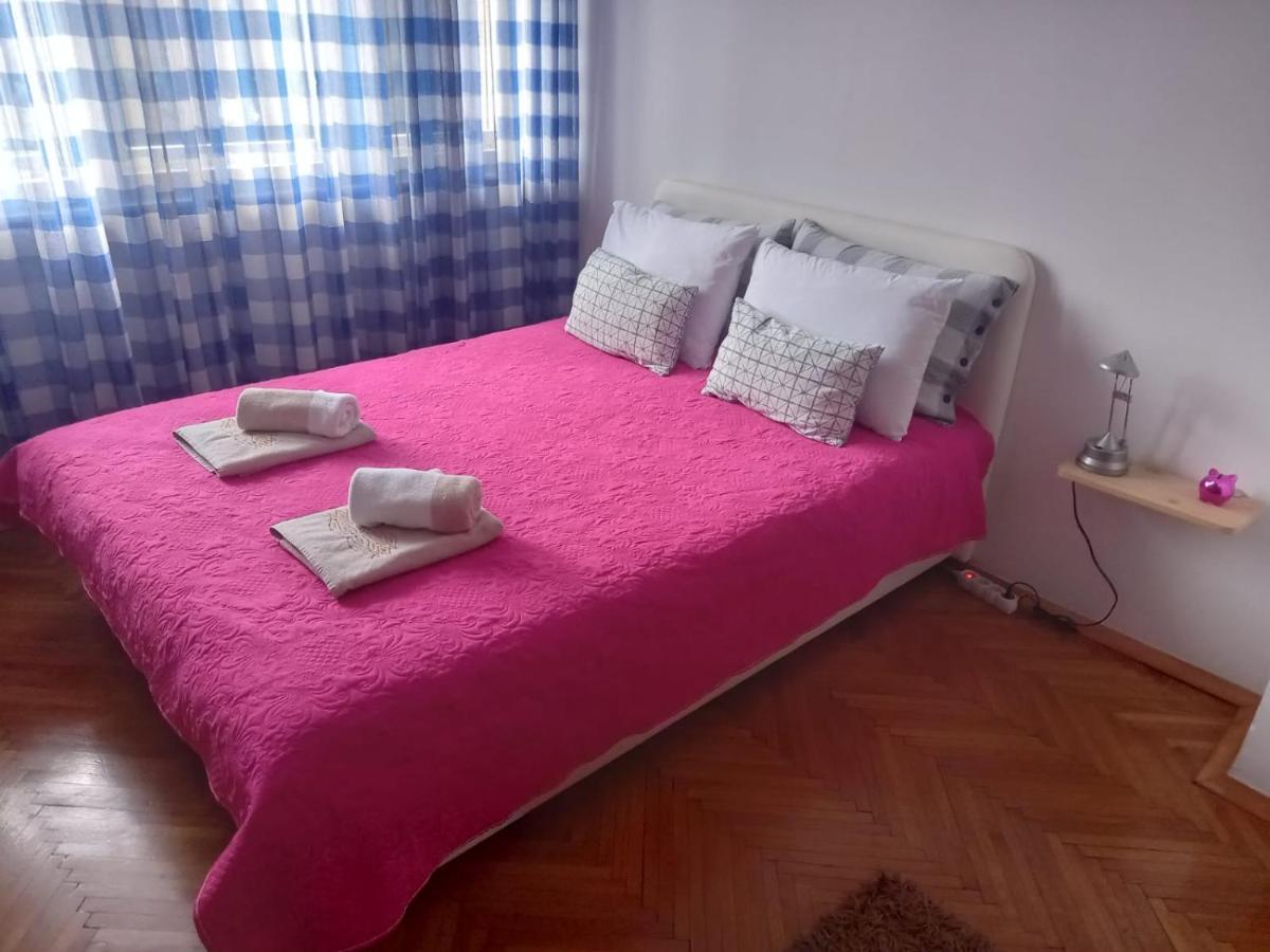 Apartmán Stan U Centru Podgorica Exteriér fotografie